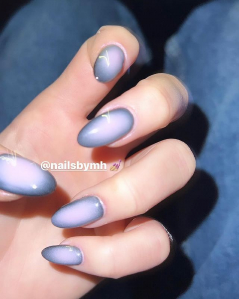 Aura Nails Are Summer’s Vibiest Manicure Trend